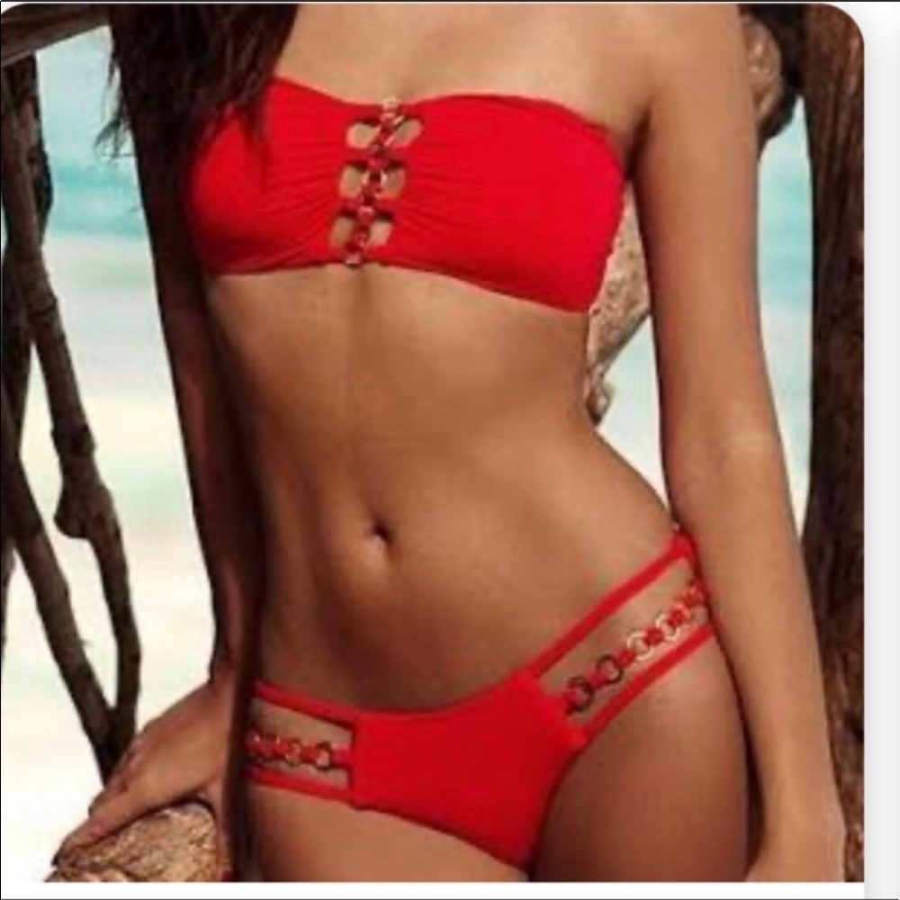 Beach Bunny Bikini Top